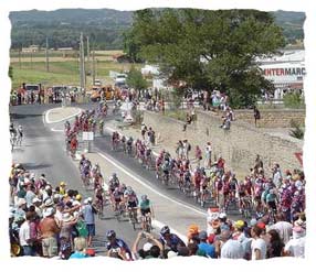 TOUT LE DOSSIER COMPLET AVEC ARTICLE, VIDEOS ET PHOTOS...