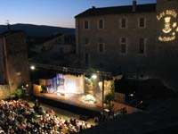 REPORTAGE SUR LES NUITS DU CHATEAU